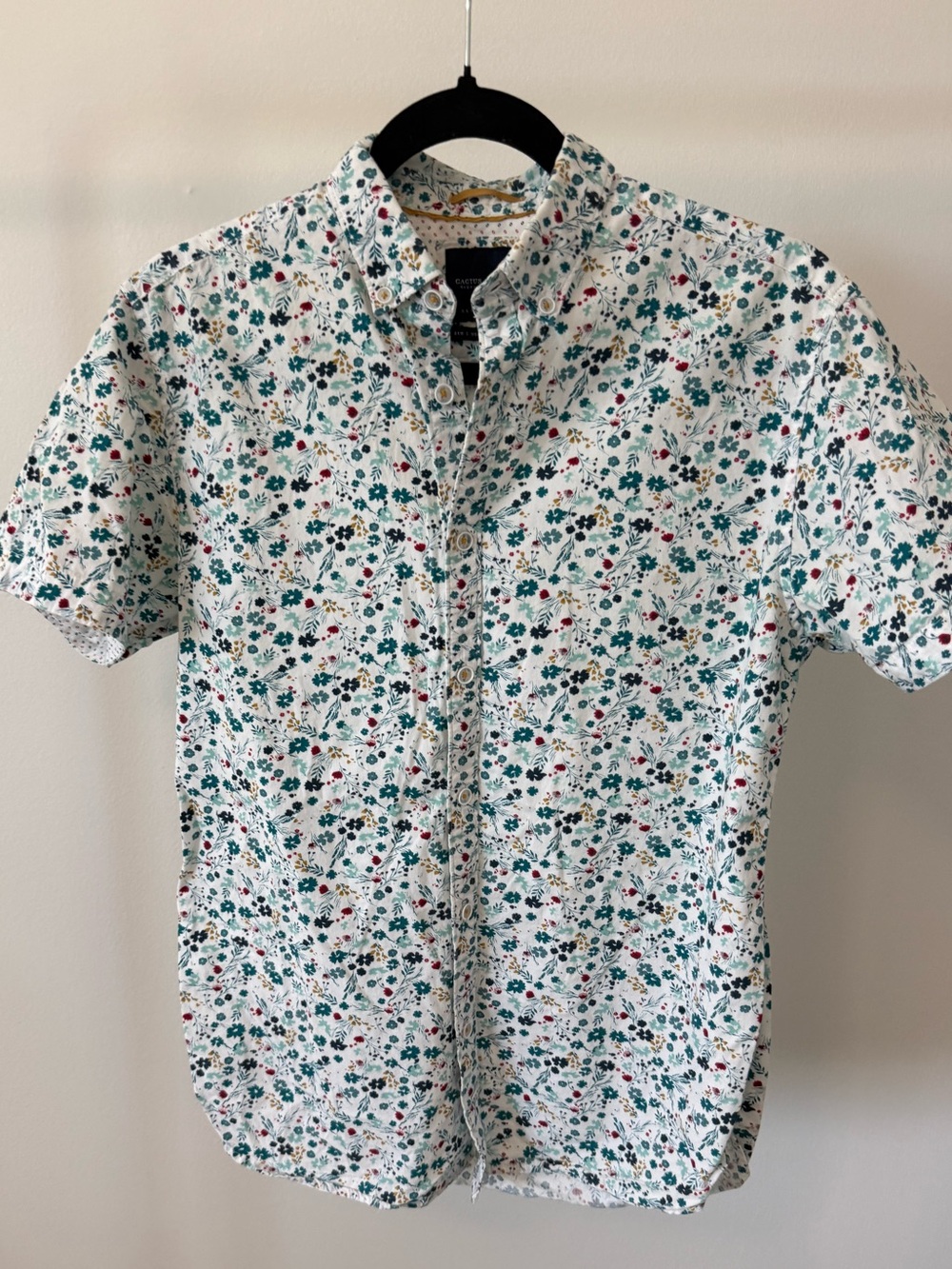 Men's White Floral Short-Sleeve Button-Down Shirt